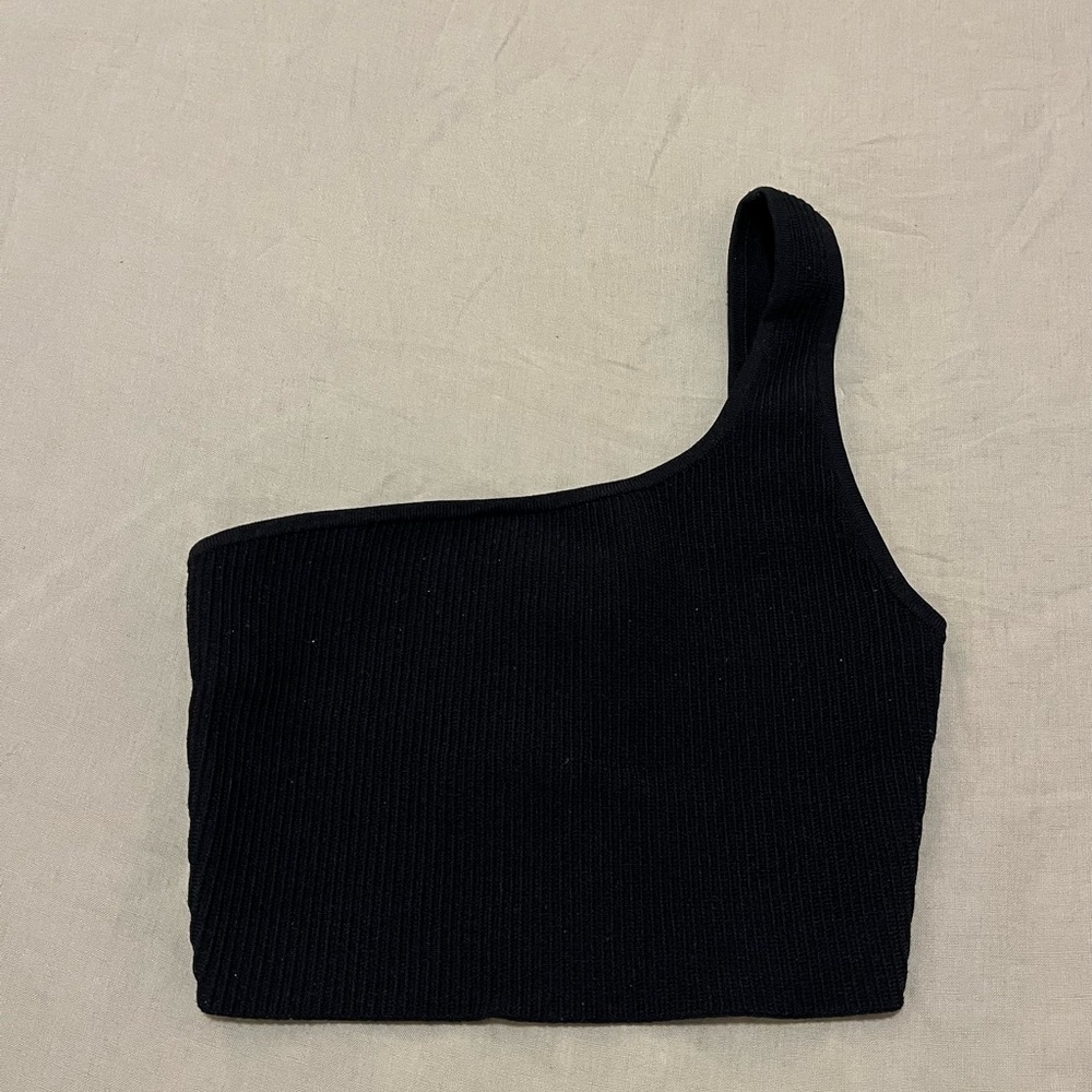Babaton Black Ribbed Knit Top
